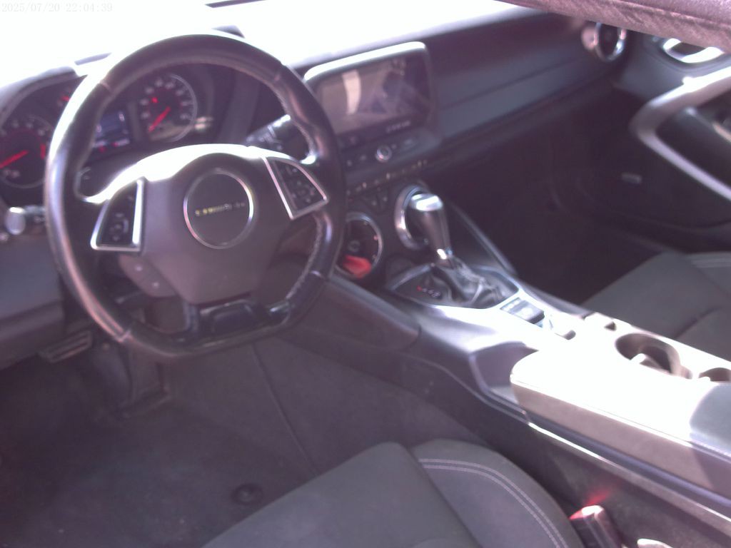 2020 Chevrolet Camaro Image 14