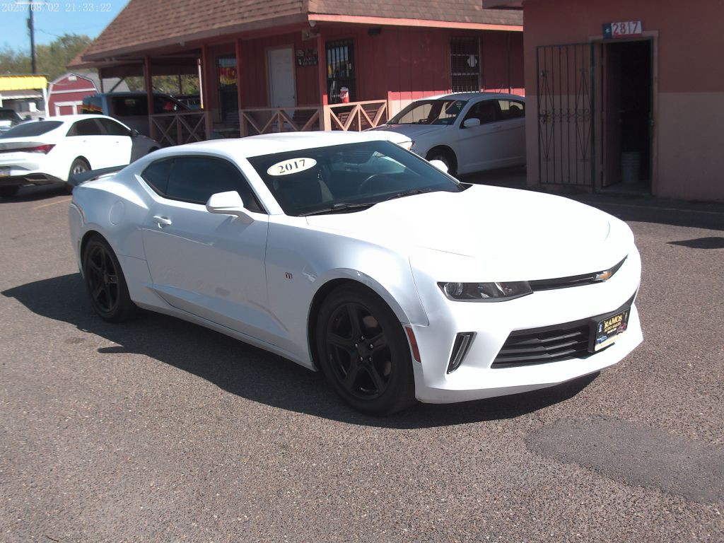 2017 Chevrolet Camaro Image 3