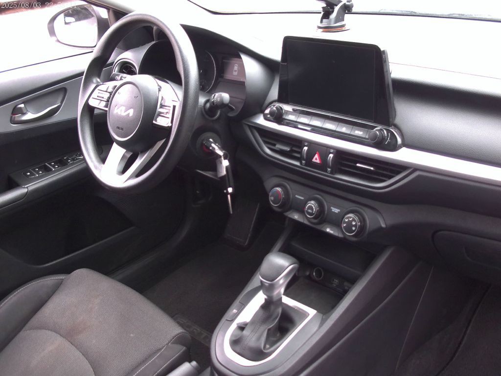 2022 Kia Forte Image 14