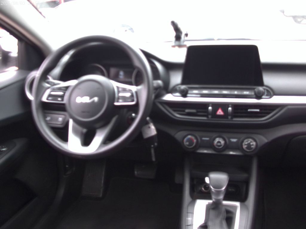 2022 Kia Forte Image 16