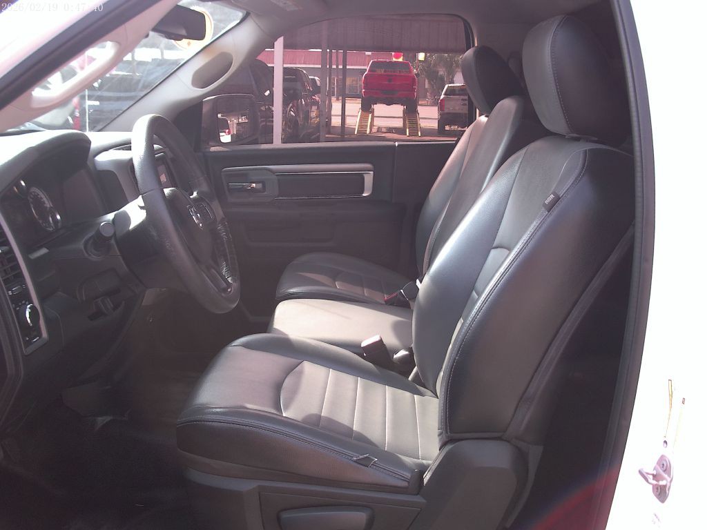 2022 RAM 1500 Image 9