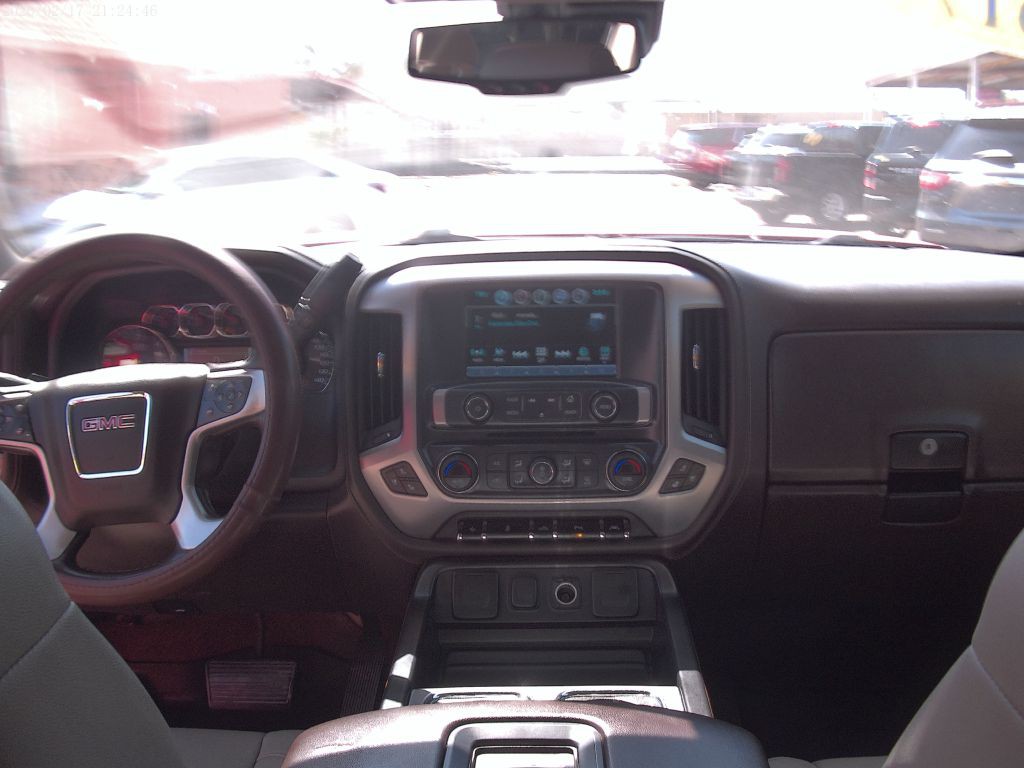 2017 GMC Sierra Image 11