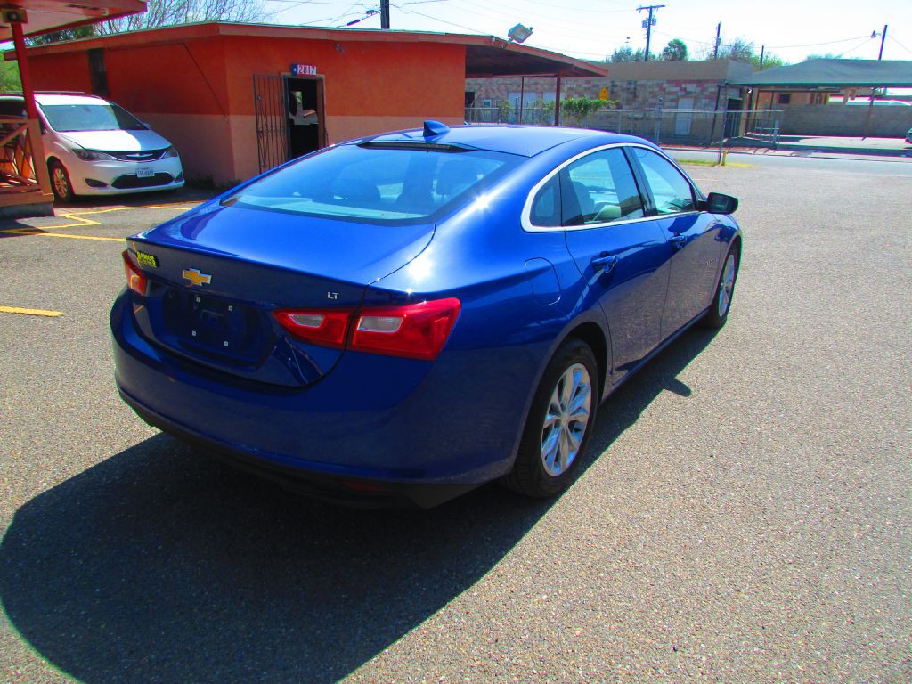 2023 Chevrolet Malibu Image 7