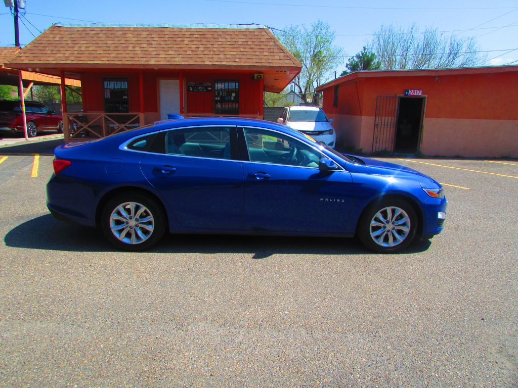 2023 Chevrolet Malibu Image 8