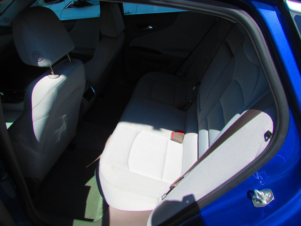 2023 Chevrolet Malibu Image 14