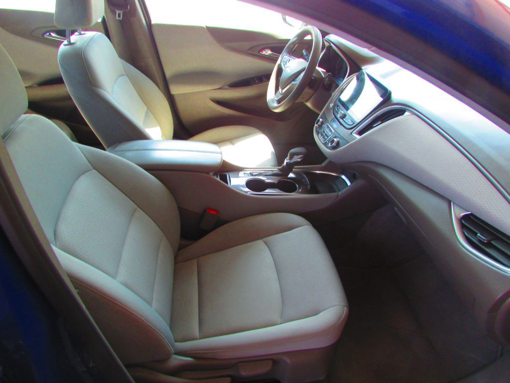 2023 Chevrolet Malibu Image 16