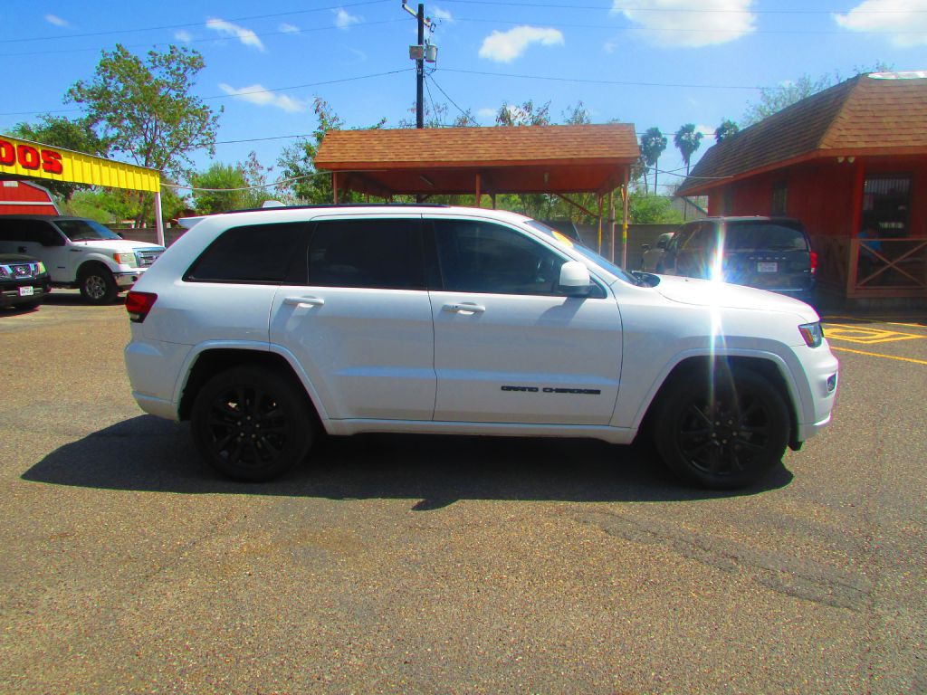 2018 Jeep Grand Cherokee Image 4