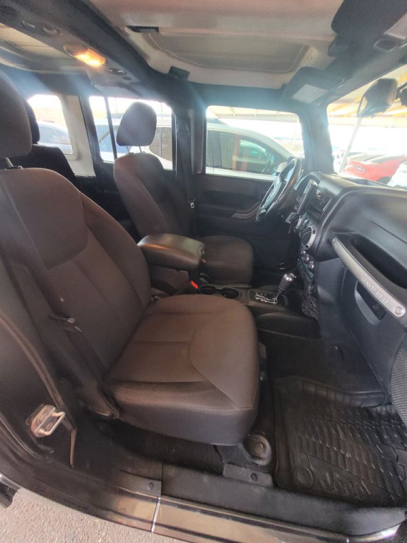 2017 Jeep Wrangler Unlimited Image 16