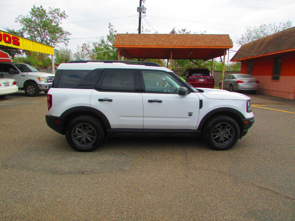 2021 Ford Bronco Image 8