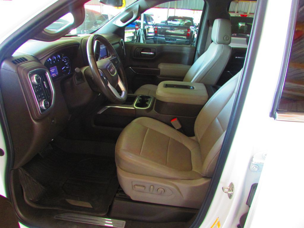 2022 GMC Sierra Image 16