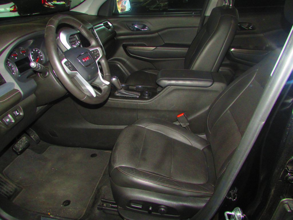 2019 GMC Acadia Image 13