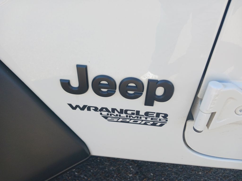 2021 Jeep Wrangler Unlimited Image 3