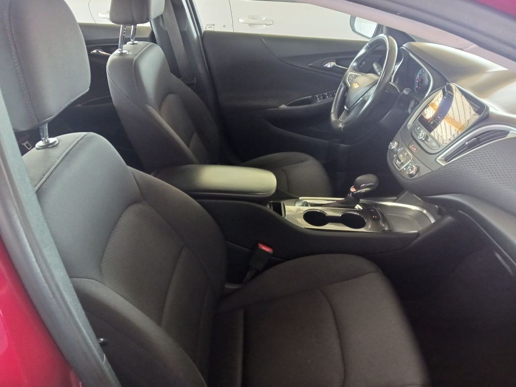 2021 Chevrolet Malibu Image 14