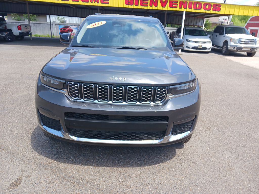 2023 Jeep Grand Cherokee Image 2