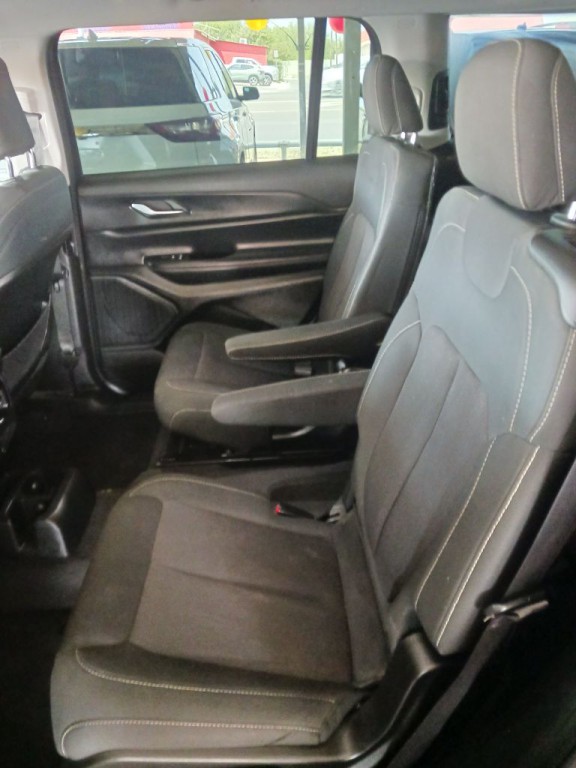 2023 Jeep Grand Cherokee Image 17