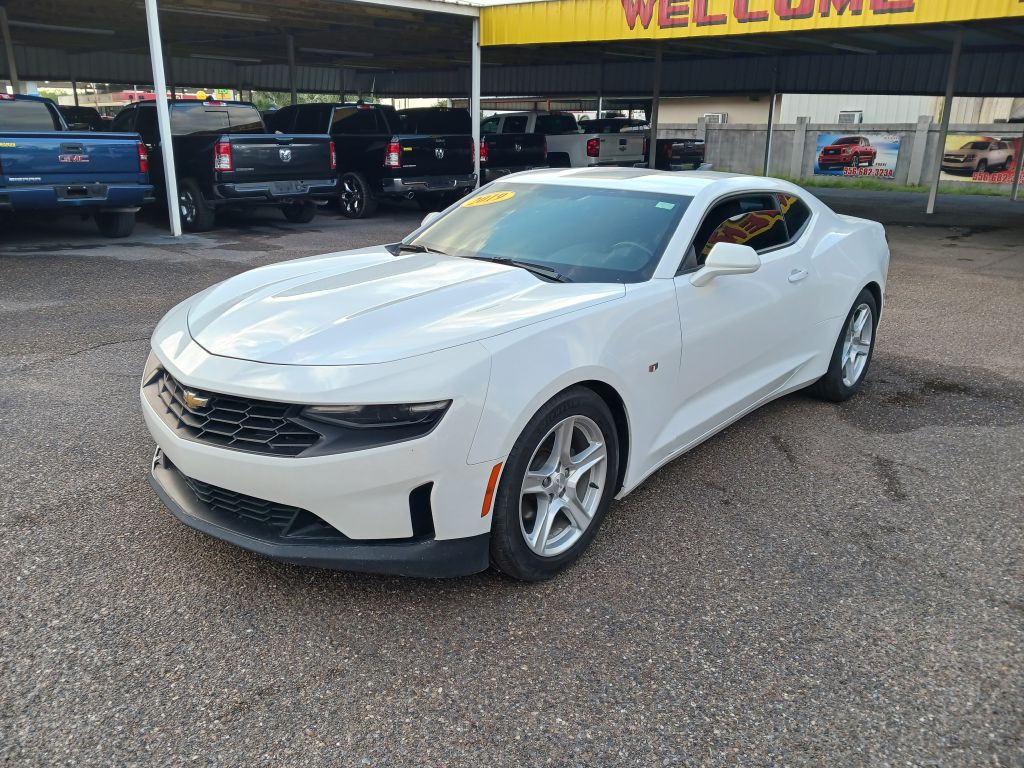 2019 Chevrolet Camaro Image 1