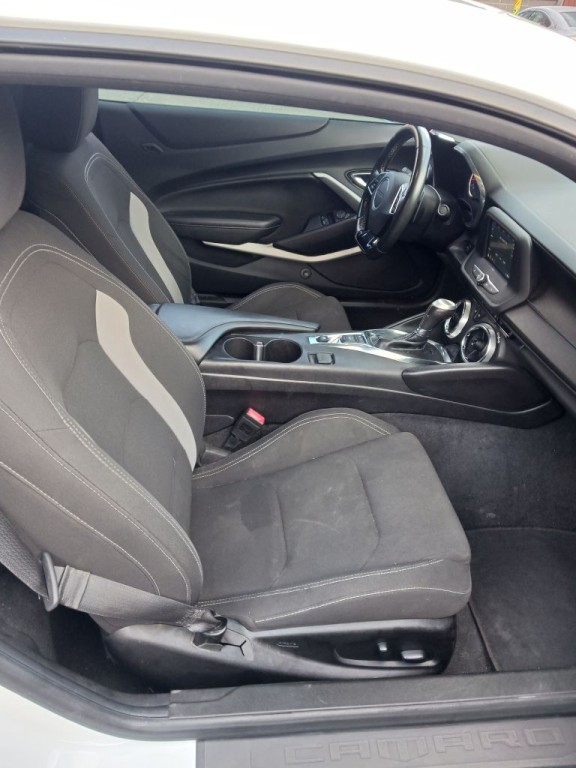 2019 Chevrolet Camaro Image 10