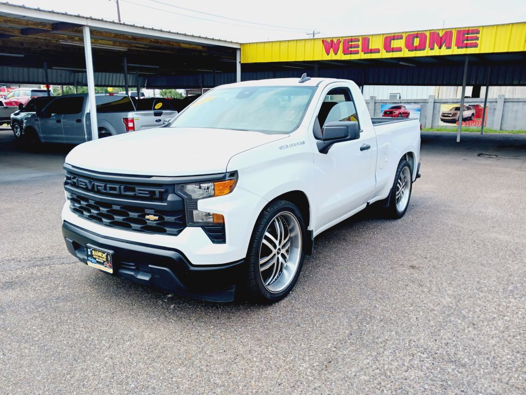 2023 Chevrolet Silverado 1500 Image 2