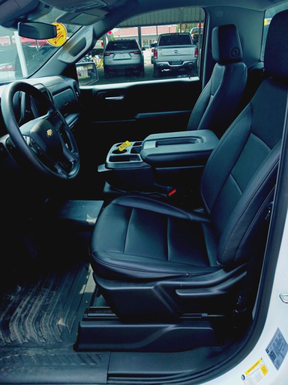 2023 Chevrolet Silverado 1500 Image 9