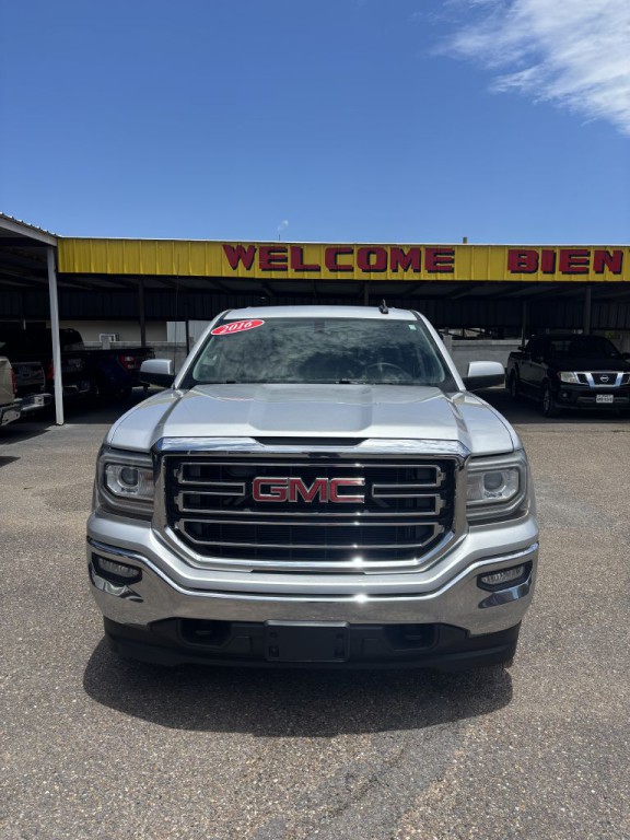 2016 GMC Sierra Image 2