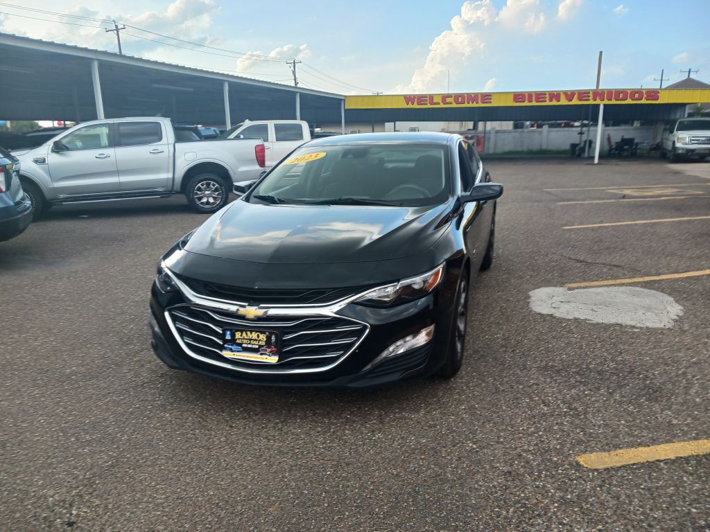 2023 Chevrolet Malibu Image 2