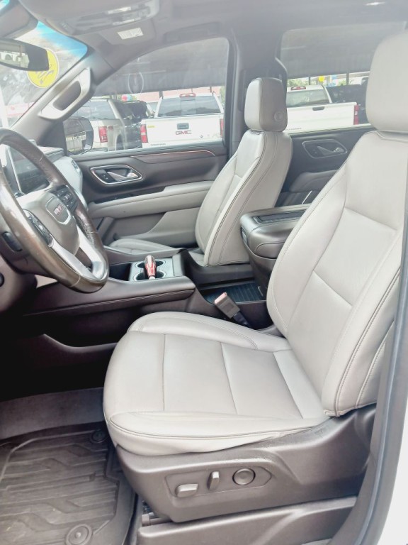 2021 GMC Yukon Image 14