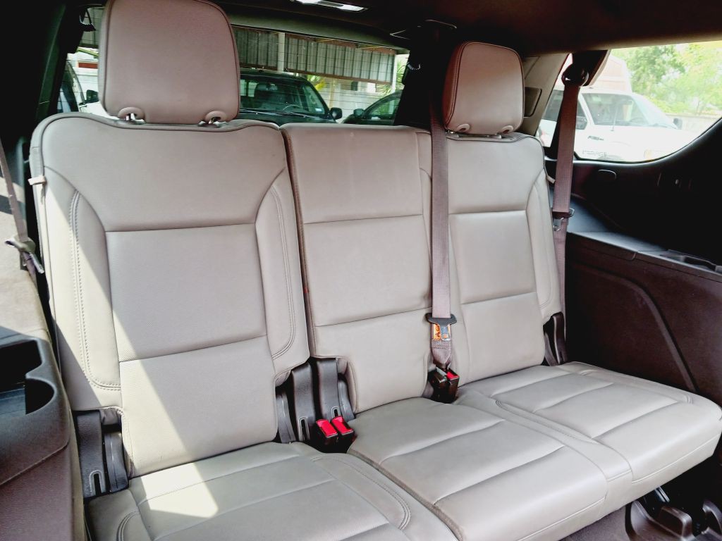 2021 GMC Yukon Image 17