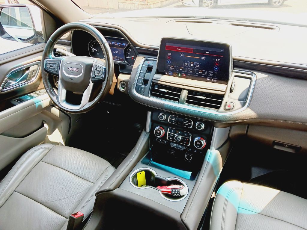 2021 GMC Yukon Image 18