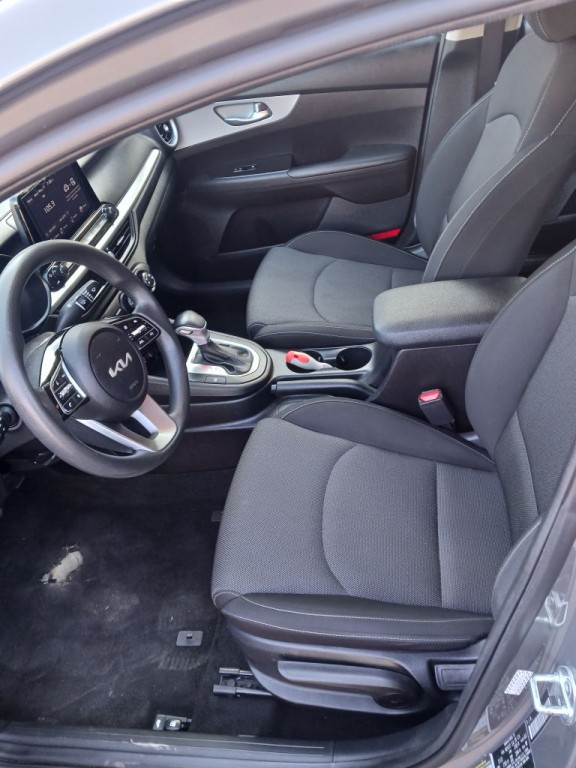 2024 Kia Forte Image 8