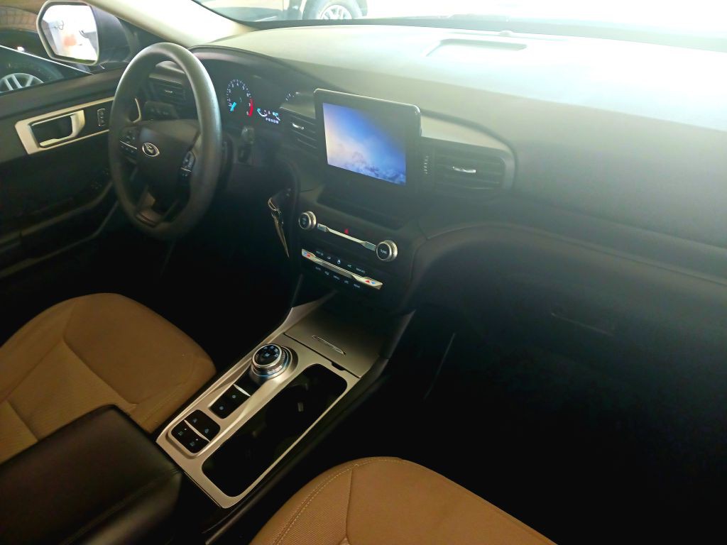 2020 Ford Explorer Image 16