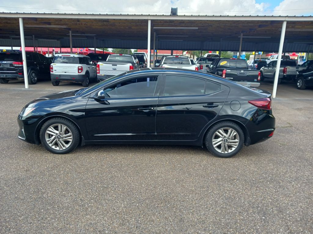 2020 Hyundai Elantra Image 4