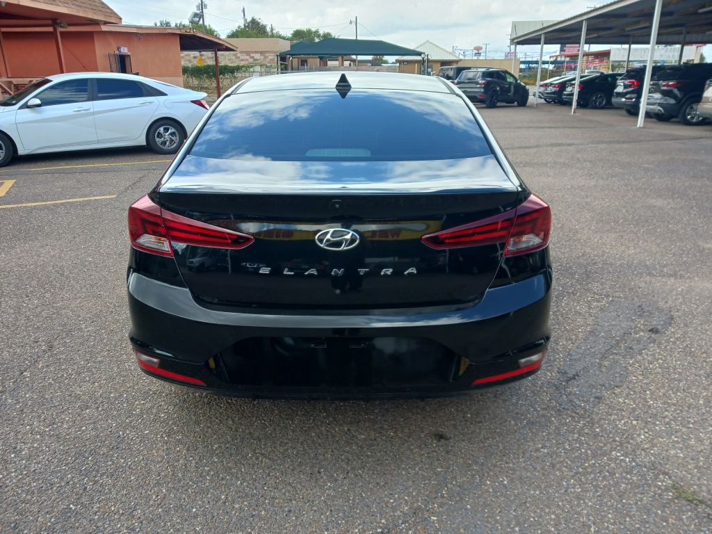 2020 Hyundai Elantra Image 6