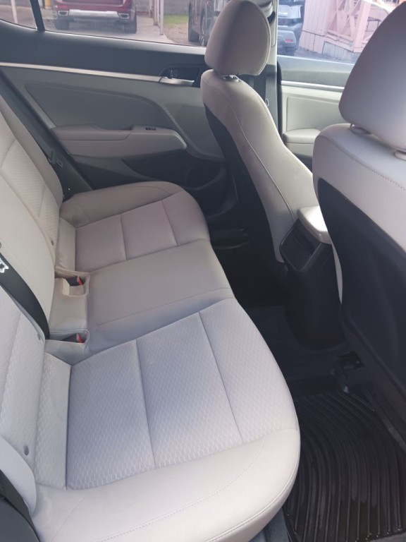 2020 Hyundai Elantra Image 13