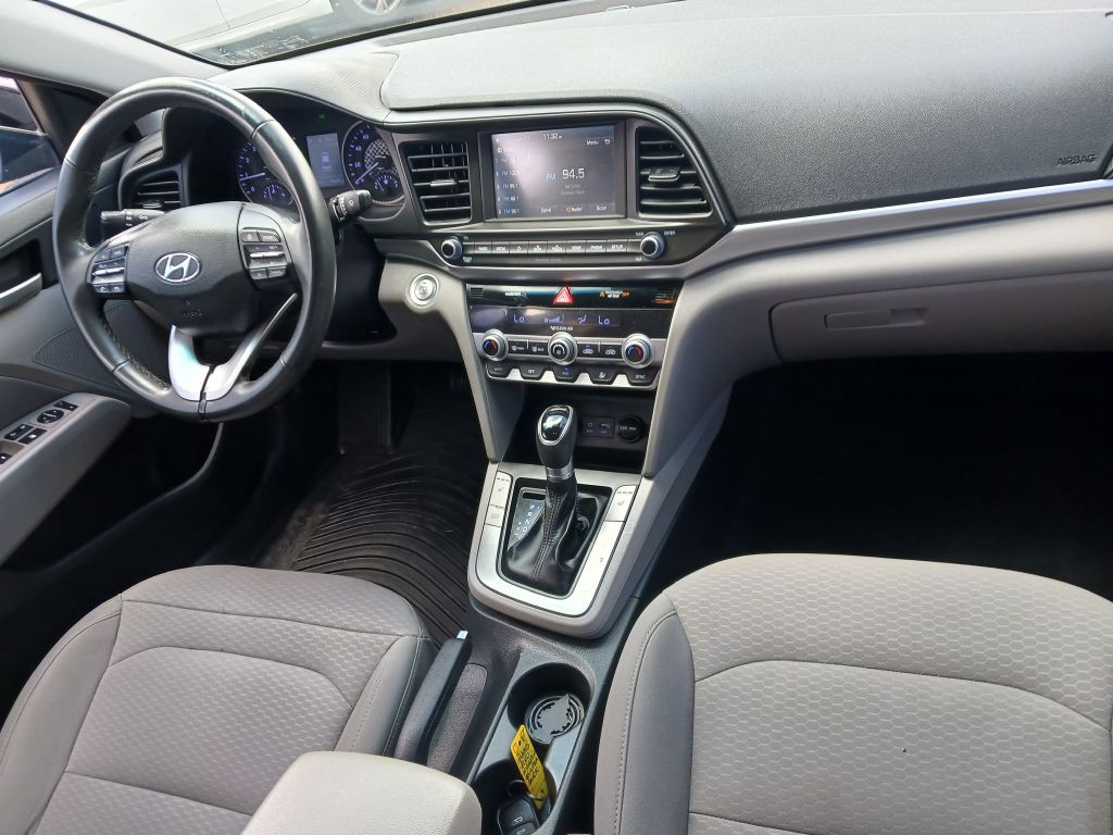 2020 Hyundai Elantra Image 14