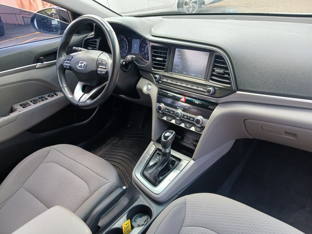 2020 Hyundai Elantra Image 16