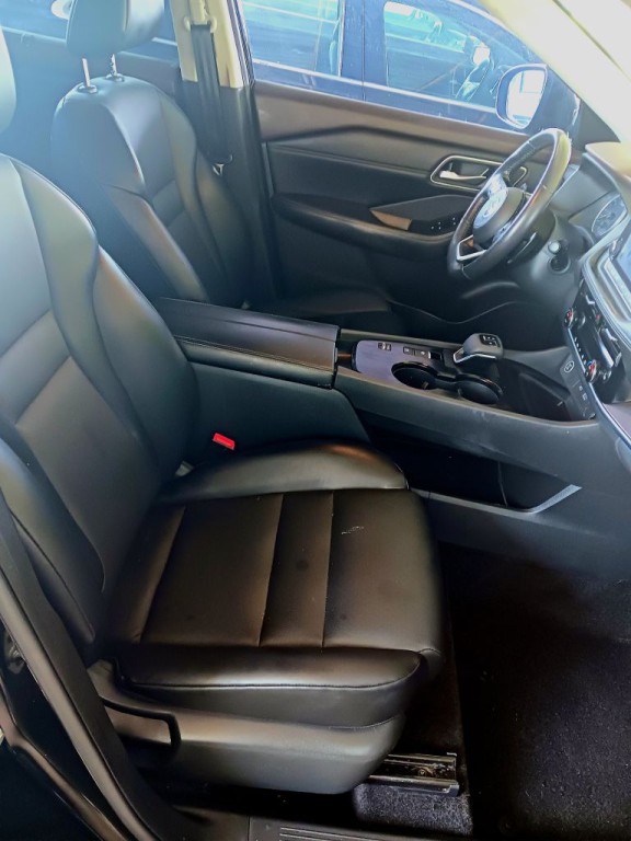 2021 Nissan Rogue Image 15