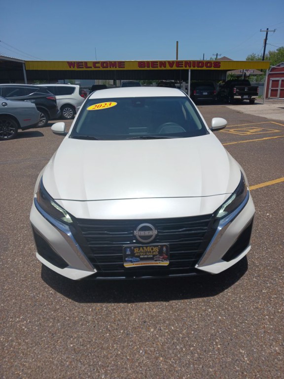 2023 Nissan Altima Image 2