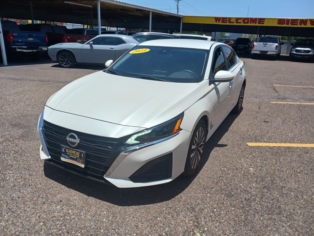 2023 Nissan Altima Image 3