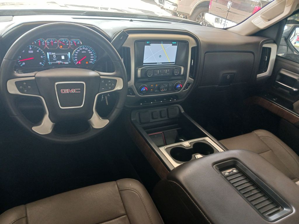 2018 GMC Sierra Image 16