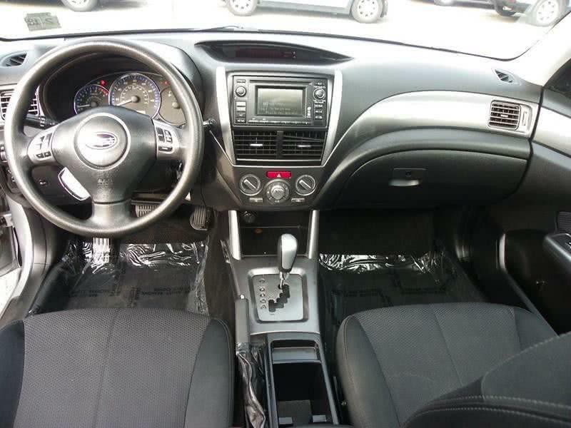 2013 Subaru Forester Image 9