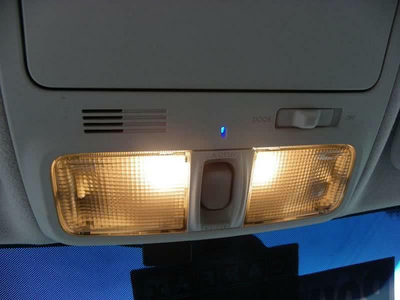 2013 Subaru Forester Image 16