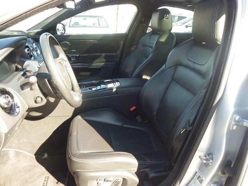 2015 Jaguar XJ Image 5