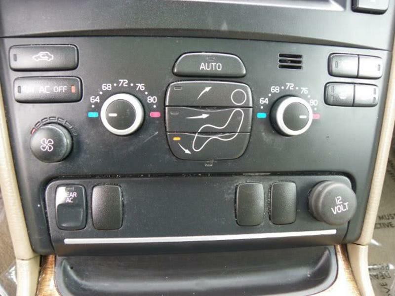 2008 Volvo XC90 Image 16