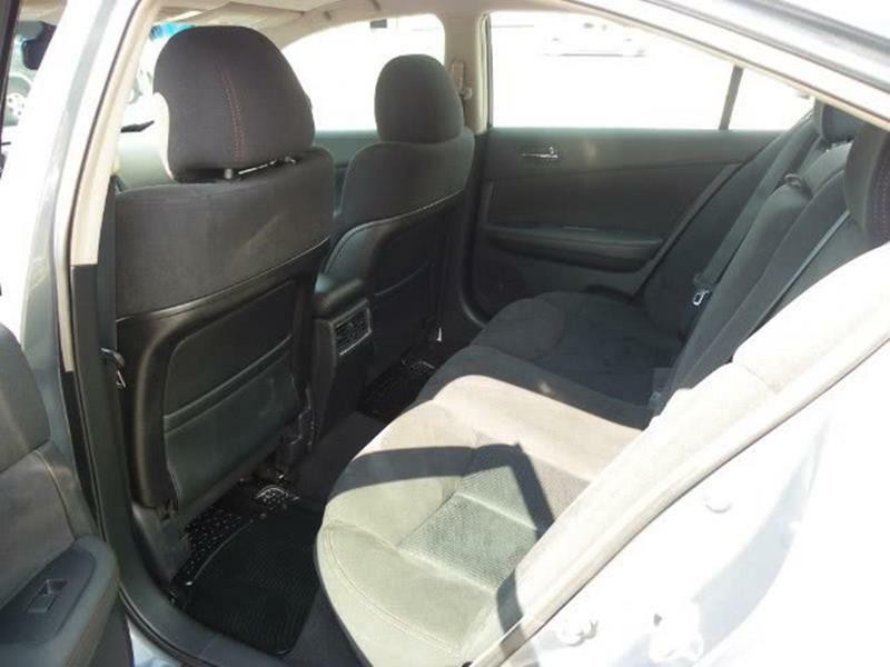 2011 Nissan Maxima Image 6