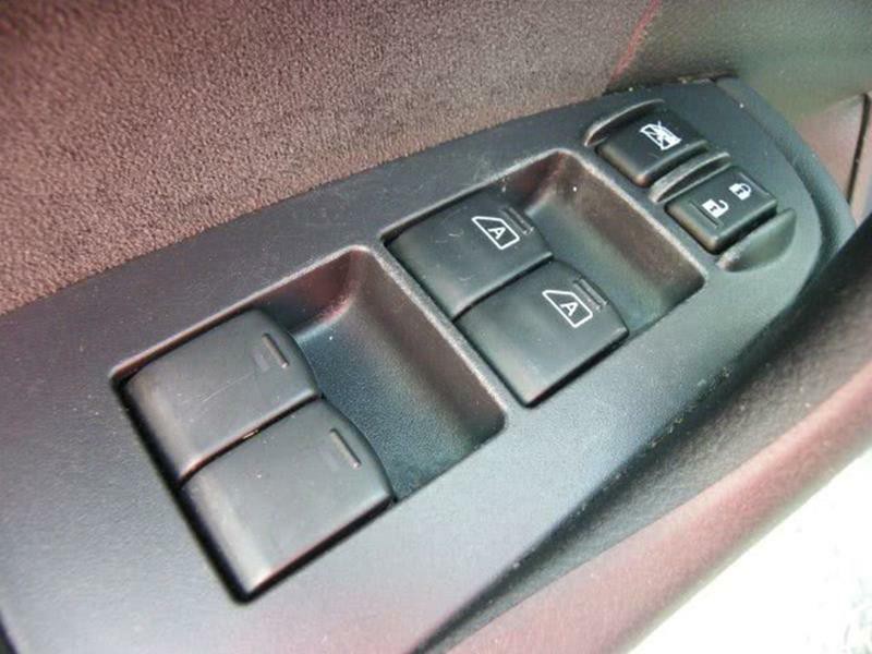 2011 Nissan Maxima Image 9