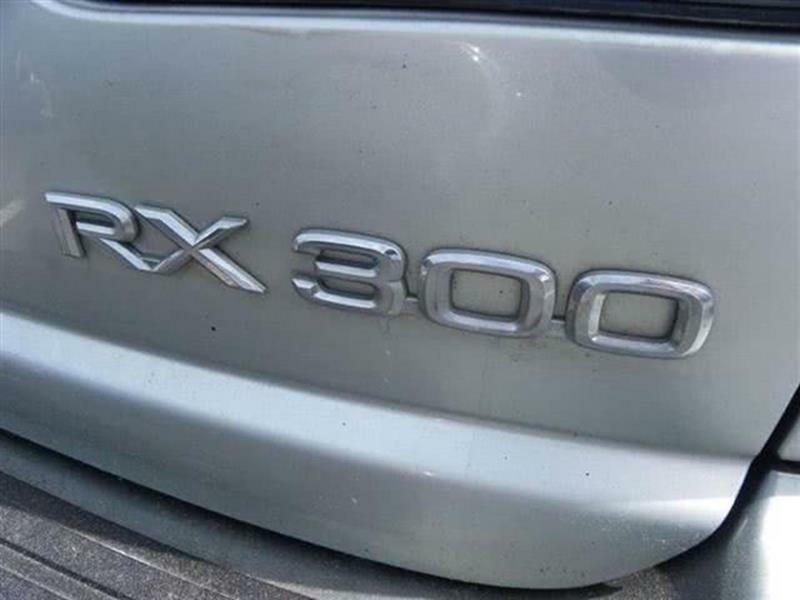 2003 Lexus RX 300 Image 16