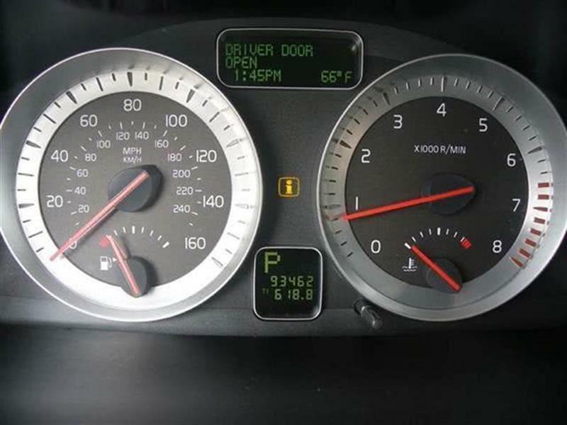 2011 Volvo C70 Image 9