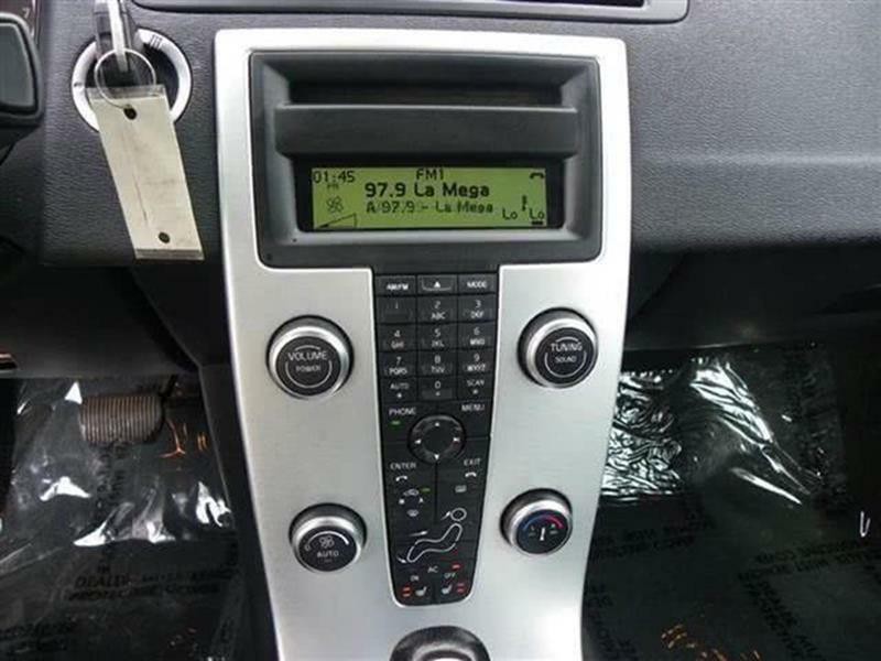 2011 Volvo C70 Image 10