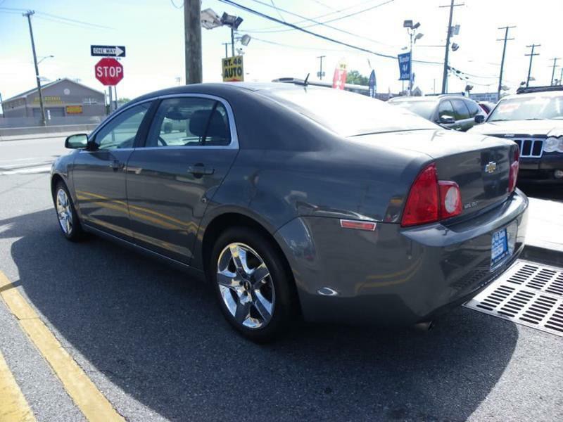 2009 Chevrolet Malibu Image 4