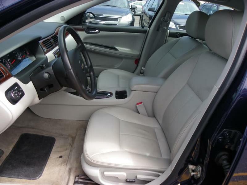 2010 Chevrolet Impala Image 5